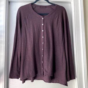 Versatile cut loose long sleeve button up top womens size S eggplant